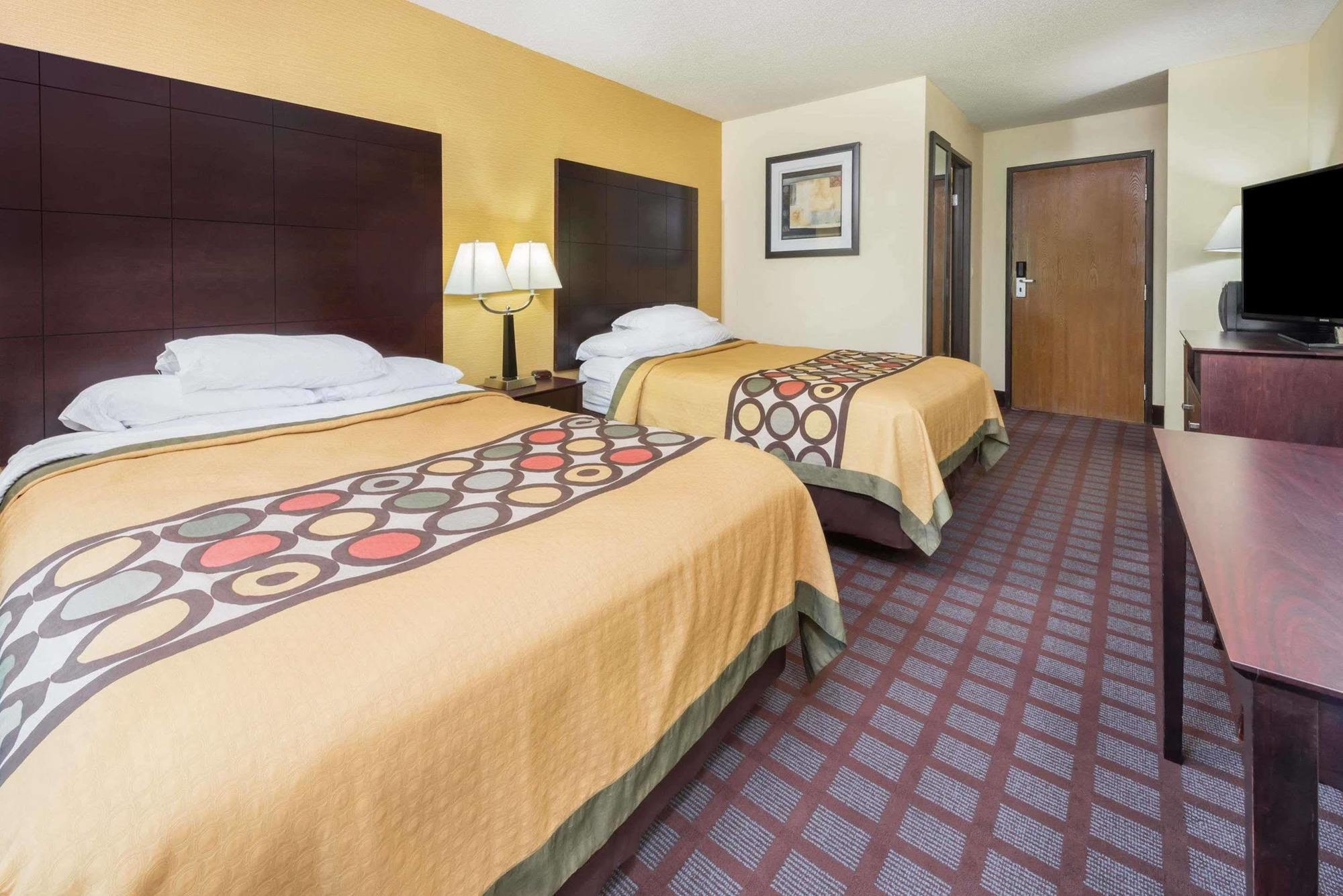 Super 8 By Wyndham Bloomington University Area Ngoại thất bức ảnh